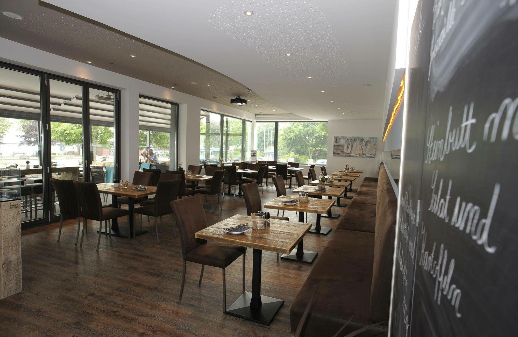 Acqua Strande Yachthotel & Restaurant Eksteriør billede